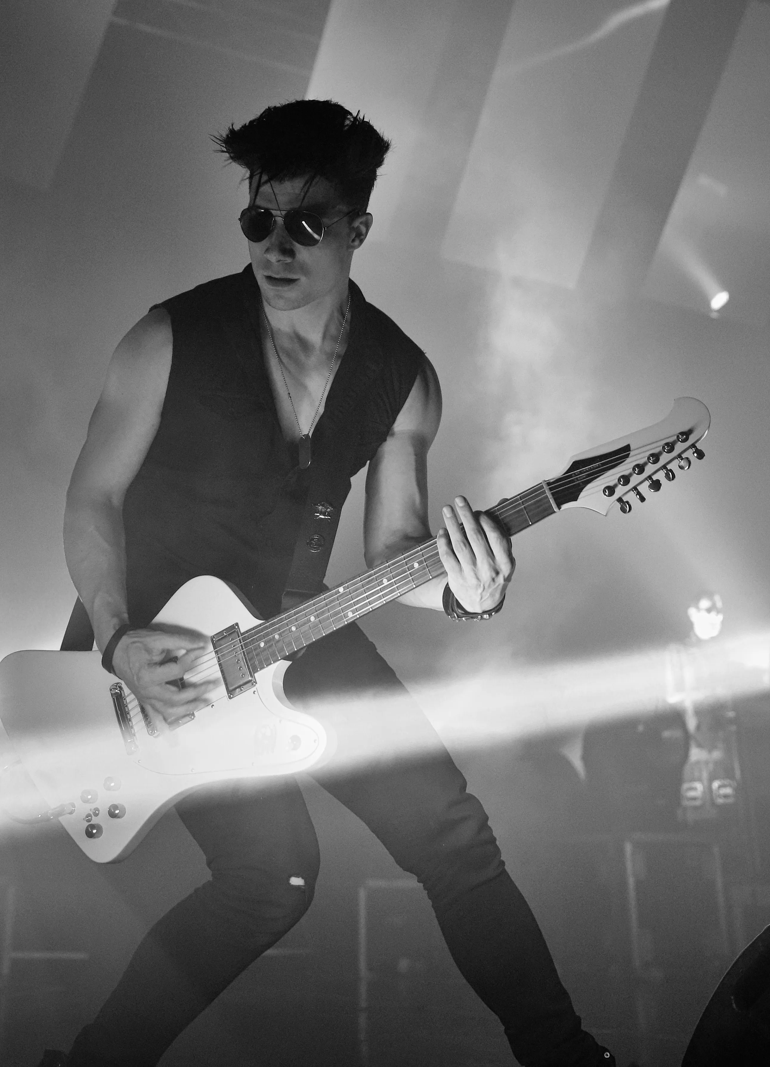 Ben - The Sisters Of Mercy - Kill the Lights